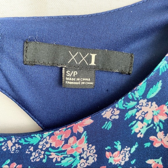 Floral Open Back Cottagecore Fit and Flare Dress Size S 🔥 - Picture 6 of 7